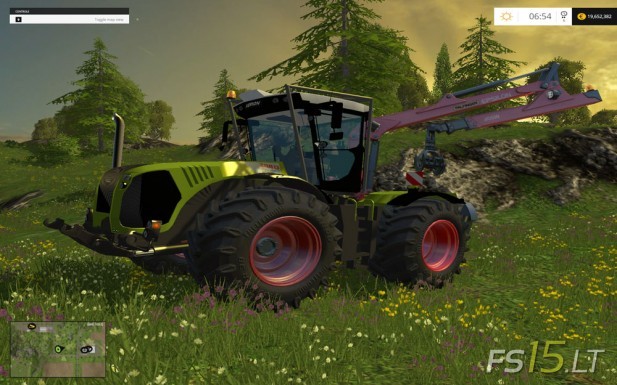 Claas-Xerion-5000-Forest-Edition-1