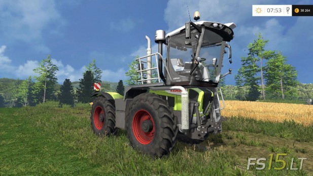 Claas-Xerion-3800-Saddle-Trac-1